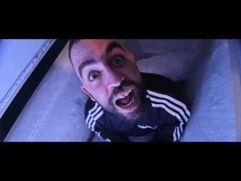 Zoro&Buzz - Η πιο δύσκολη χρονιά (prod. By Ntolos) [Official Video]