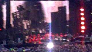 Jay-Z version of Sunday Bloody Sunday (Live at Hampden 2009)