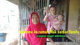 Download lagu Pertama Kali Ketemu @Mak barbar sama @Sean Davis artis tiktokers mp3