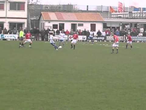 Illustratieve momenten van Hoek tegen Nivo Sparta