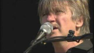 Crowded House - Archers Arrow  : Hard Rock Calling June 2010