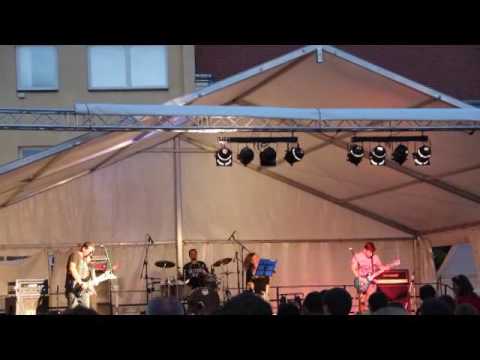 Easy Line - Easy line   Decode  náměstí Hodonín