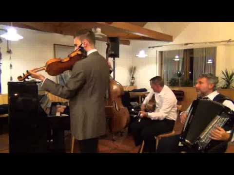 Hauskapelle Weihnachten 2012 - My Melancholy Baby