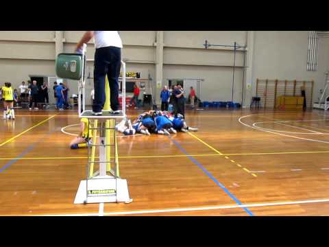 Punto finale Scandicci - Carrarese 3 -1 Titolo regionale pallavolo Under 16