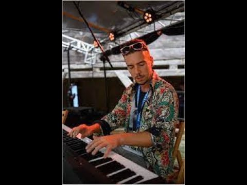 FENIX Interview: Meet Acclaimed Classical Music Artist IULIAN OCHESCU