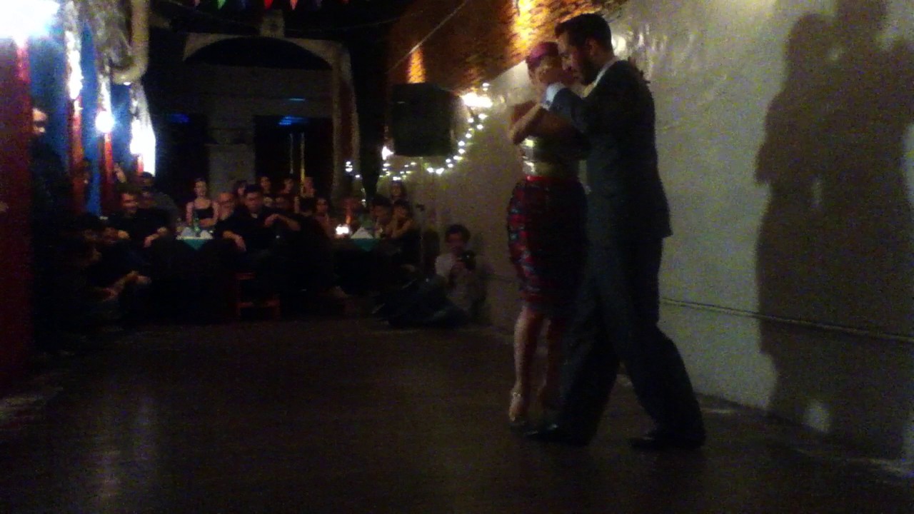 Video thumbnail for Carolina Couto y Emanuel Ledesma - MUY LUNES - 4 de 4