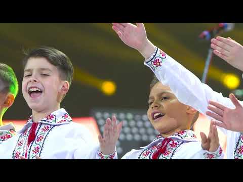 Jos la izvoraș în vale - Ansamblul folcloric "Bujoreii"