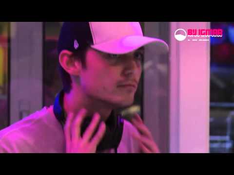 Julian Jordan -  A Thousand Miles (feat. Ruby Prophet)