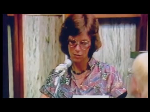 Ted Bundy Liz and Molly talk about Carole Boone