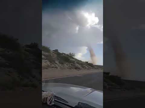 🌪️ STUNNING Tornado Caught on Camera in La Pampa, Argentina! Incredible Footage from Puelén
