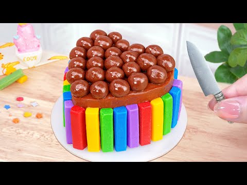 Rainbow KITKAT Cake🍓So Tasty Miniature KitKat CHOCOLATE Cake Recipe 🍫Best of Mini Cakes