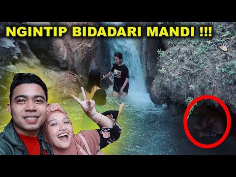 NGINTIP BIDADARI CANTIK LAGI MANDI DEPAN KAK MEMEY