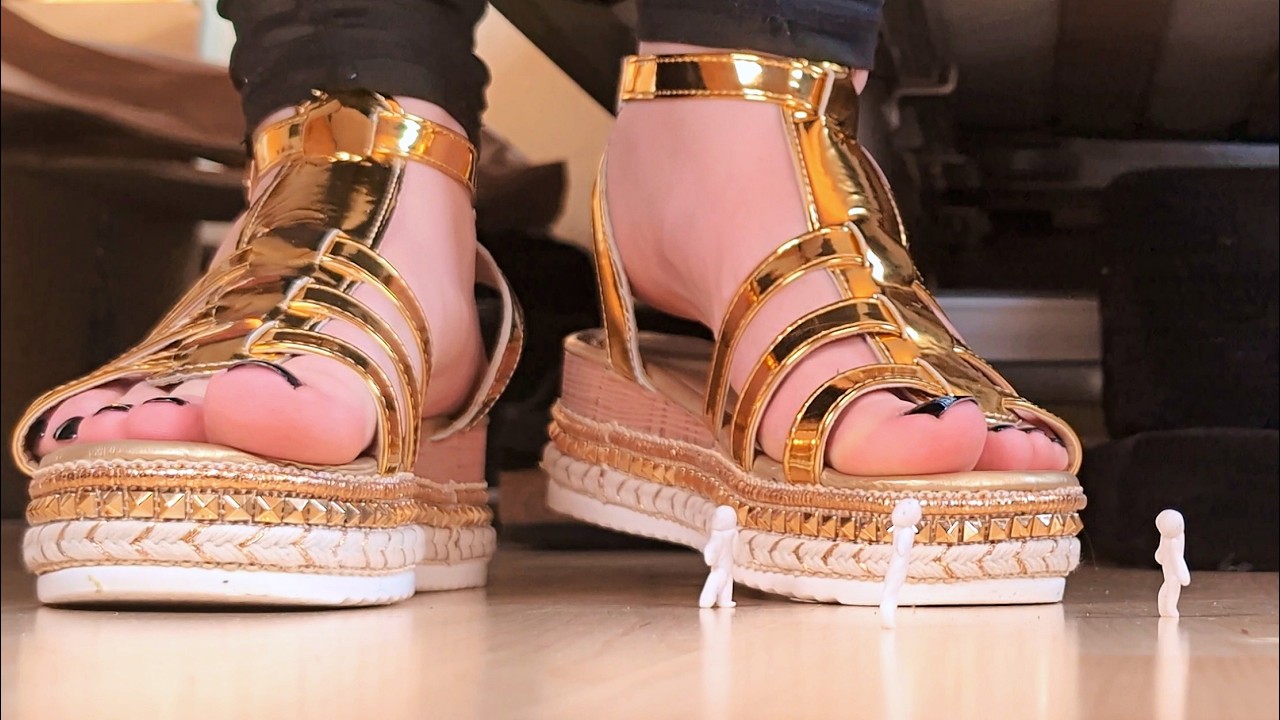 Tinies Flattened under Golden Platform Sandals | Preview