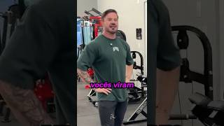 CARIANI SOBRE A HAVAIANAS