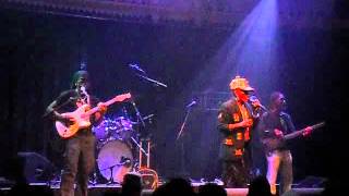 Lee Scratch Perry feat. Mad Professor & The Robotics-Live @ Paradiso Amsterdam(NL)-15.02.2012-PT2.