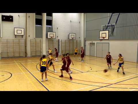 Raholan Pyrkivä Minitytöt 01-02 vs. Pyrintö minitytöt -01, Tampere 12.1.2013