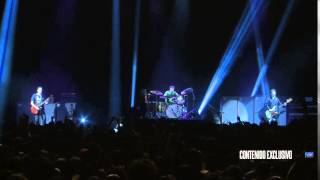 DIVIDIDOS - 02. Haciendo cosas raras - Luna Park 050915