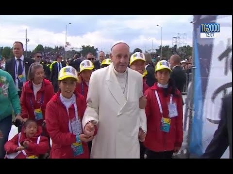 Bogotà, Papa Francesco alla Messa: si disperdano tenebre di odio, ingiustizie e attacchi alla vita