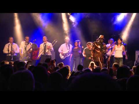 65 Mines Street w. Roy Ellis - Skinhead Girl (Live)