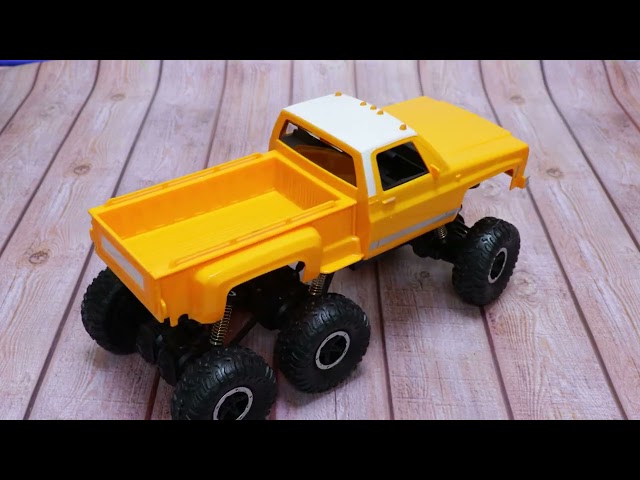 Пикап для триала полный привод аккумуляторный р/у 6x6, 1:12 - видео