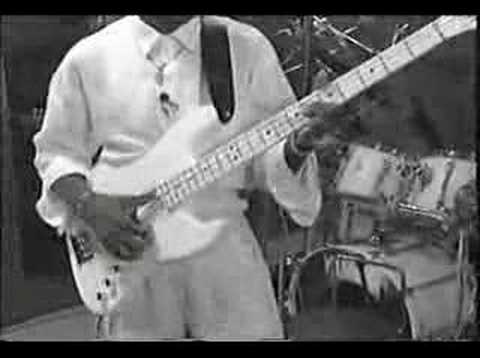 SLAP BASSE LARRY GRAHAM