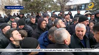Վարդենիսի նորընտիր համայնքապետը երդվեց դրսում
