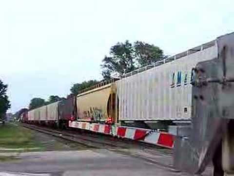 CP's G80 Night Job heads east through Winona, MN