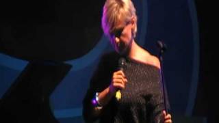 Portati via (Mina) by Emma Re.Sanremo FestivalMare 2009,1st Show,31.08.09.HQ-3