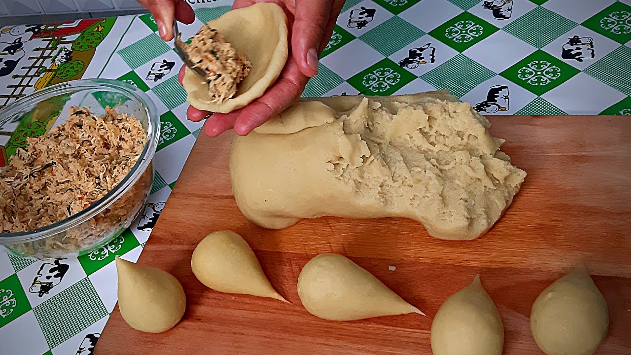 Watch Now Como fazer coxinha fácil - massa de coxinha simples Como fazer coxinha fácil - massa de coxinha simples