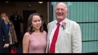 Porque a las mujeres Filipinas les gustan los hombres mayores