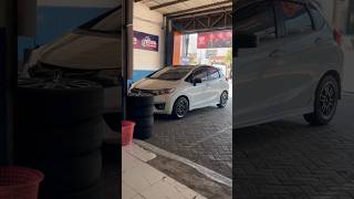 Download lagu CAKEP BANGET NIH MOBIL JAZZ PASANG VELG HSR BOROKO BLY01 BLACK CHROME #hsrkenjeran #hsrwheel mp3 Download lagu CAKEP BANGET NIH MOBIL JAZZ PASANG VELG HSR BOROKO BLY01 BLACK CHROME #hsrkenjeran #hsrwheel mp3