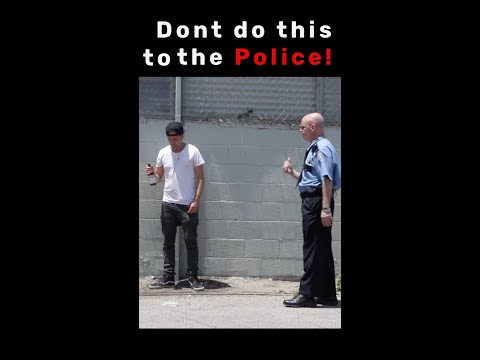 Police fooled by Magic trick😂 #julienmagic  #shorts #police #prank