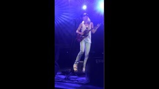 Jett Rebel - You're still you & Automatic orange juice machine - Effenaar 20-2-2016