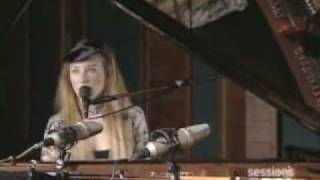 Tori Amos - Jackie&#39;s Strength @AOL Sessions. 3, November, 2003.