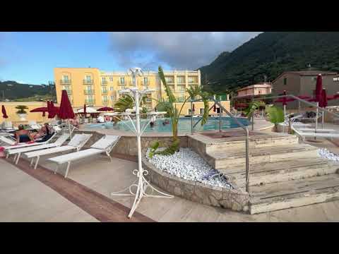 Erleben Sie den Luxus des Grand Hotel La Pace in Sorrent, Italien