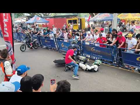 APARATOSO ACCIDENTE en la 2ª válida moto velocidad Tuluà valle. Colombia