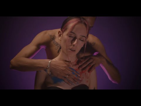 BECCA - Coração Roxo (Video Oficial)