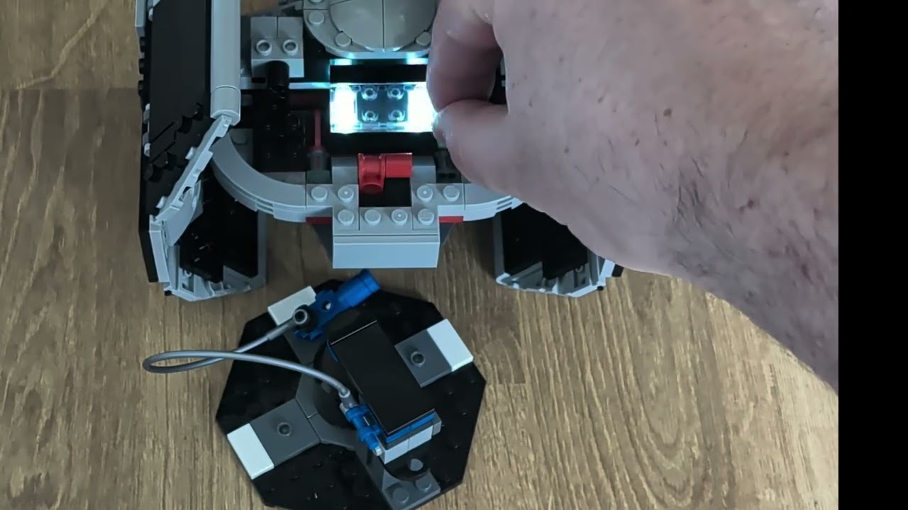 Lego Smart Brick عملی: قسمت 1 - YouTube