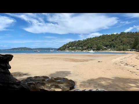 Zaid hikes to Great Mackeral Beach