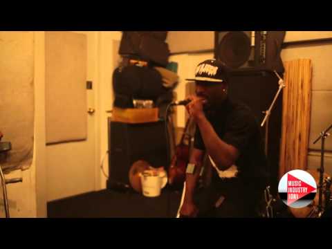 Music Industry 1 On 1 Presents Direct 2 Exec Performance By Tae Bleezie HD