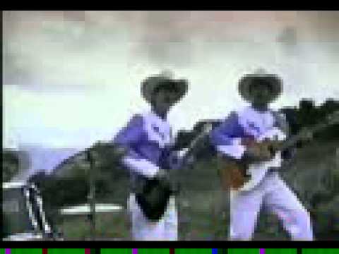 CLAVE PRIVADA / LOS COYOTES