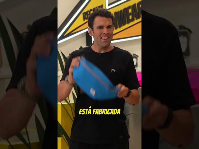 Vídeo relacionado con SAFTA Real Betis BALOMPIÉ - Riñonera con Bolsillo Exterior, Ideal para Jóvenes y Niños de Diferentes Edades, Cómoda y Versátil, Calidad y Resistencia, 23x9x12 cm, Color Verde