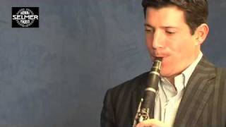 Michael Rusineck plays the Recital clarinet