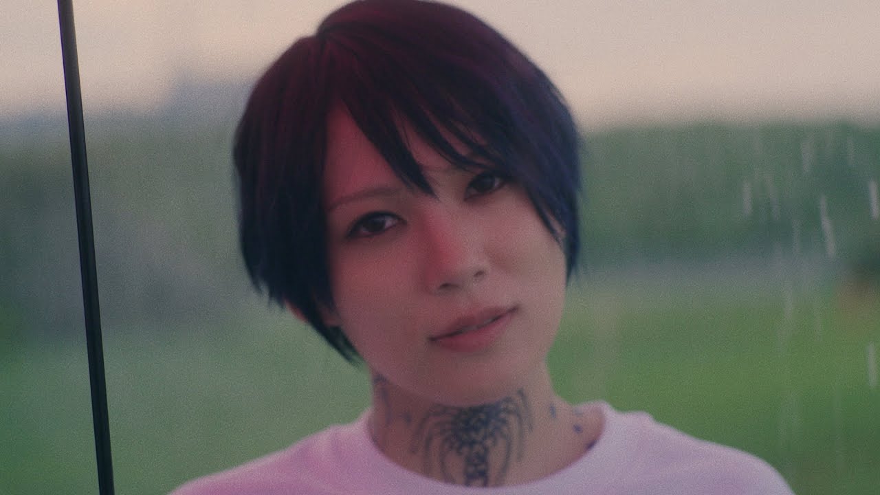 "悪い友達"の南虎我監督と再タッグ── 新MV「サプリメント」解禁