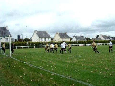 18 ans BUT de Tanguy HERMINE CONCARNEAU