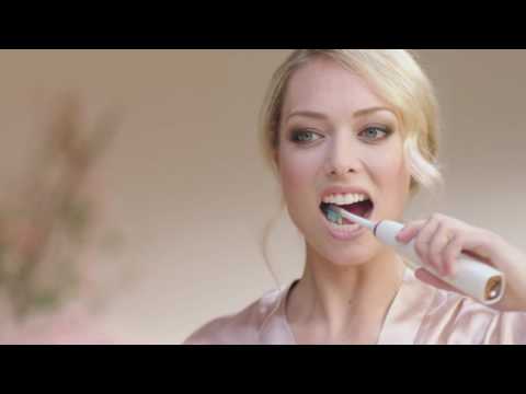 Philips Standartinės „Sonic“ dantų šepetėlio galvutės HX9044/17 video