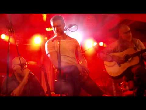 Tobias Regner feat. wingenfelder:Wingenfelder - Hurt