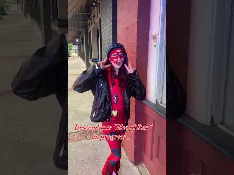 #descendants #riseofred #red #princessred #queenofhearts #descendants4 #martinandmiriam #bts #music