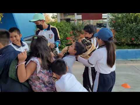 festejando el día del niño en San Martín de los Cansecos Ejutla, Oaxaca.