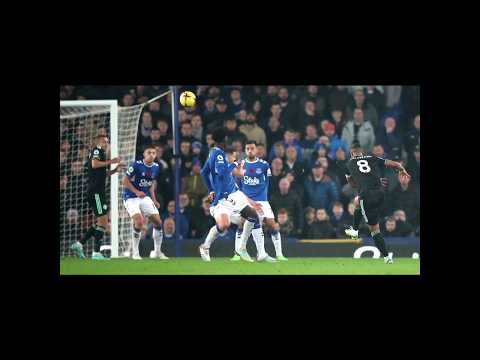 The skill of Youri Tielemans